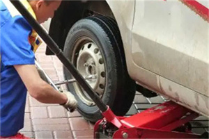 孝感附近拖车24小时服务热线电话